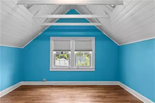 2117 N Peace Haven Rd, Winston-Salem, NC 27106 - Photo 21