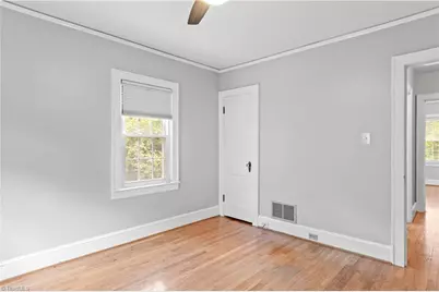 2117 N Peace Haven Road, Winston-Salem, NC 27106 - Photo 17