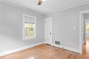 2117 N Peace Haven Rd, Winston-Salem, NC 27106 - Photo 17