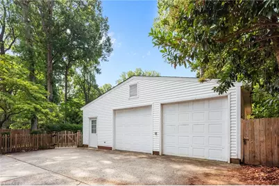 3415 Dogwood Drive, Greensboro, NC 27403 - Photo 27