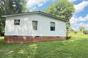 3634 Rockford Rd, Dobson, NC 27017 - Photo 5