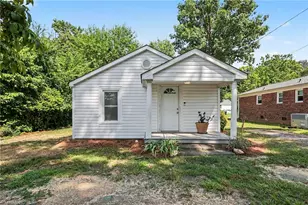 2211 Fairfax Rd, Greensboro, NC 27407 - Photo 17
