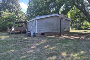 467 Huffines Mill Rd, Reidsville, NC 27320 - Photo 3