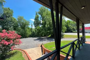 656 N Bridge St, Elkin, NC 28621 - Photo 27