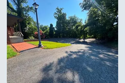 656 N Bridge Street, Elkin, NC 28621 - Photo 9