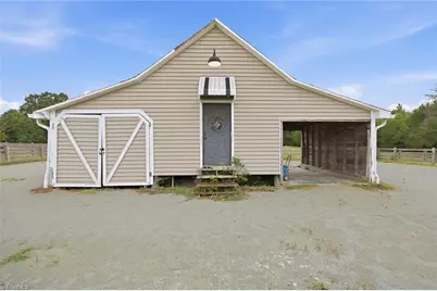6673 S Nc Highway 62, Burlington, NC 27215 - Photo 37