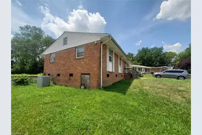 2004 Chatwick Drive, Greensboro, NC 27405 - Photo 21