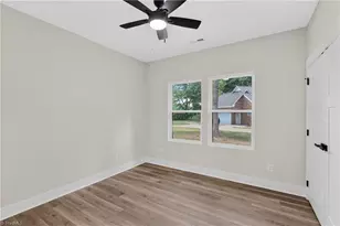 105 Bridlewood Ave, High Point, NC 27265 - Photo 25