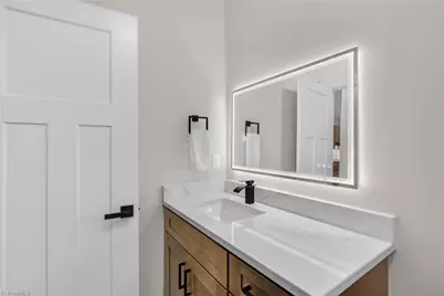 105 Bridlewood Avenue, High Point, NC 27265 - Photo 23