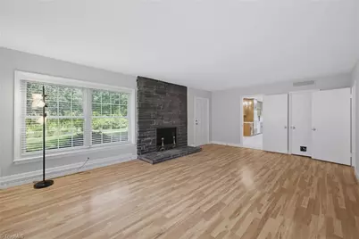 1327 Cox Avenue, High Point, NC 27263 - Photo 9