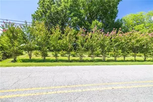 1327 Cox Ave, High Point, NC 27263 - Photo 3