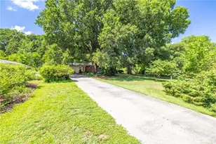 1327 Cox Ave, High Point, NC 27263 - Photo 5