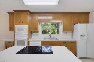 1327 Cox Ave, High Point, NC 27263 - Photo 13