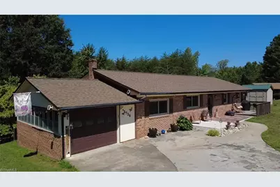 5736 Davis Road, Walkertown, NC 27051 - Photo 5
