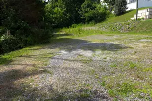 402 and 410 Worth St, Mount Airy, NC 27030 - Photo 9