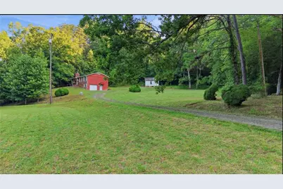 11526 US Highway 421, Purlear, NC 28665 - Photo 3