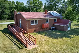 3400 Oak Ridge Rd, Summerfield, NC 27358 - Photo 23