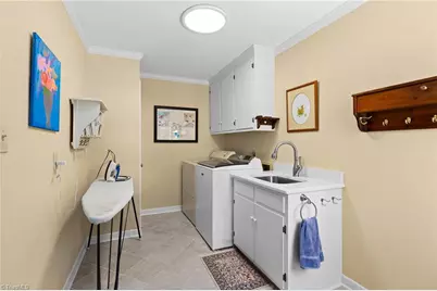 1203 Brookfield Court, High Point, NC 27262 - Photo 25