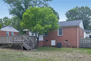 1603 17th St, Greensboro, NC 27405 - Photo 31