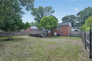 1603 17th St, Greensboro, NC 27405 - Photo 29