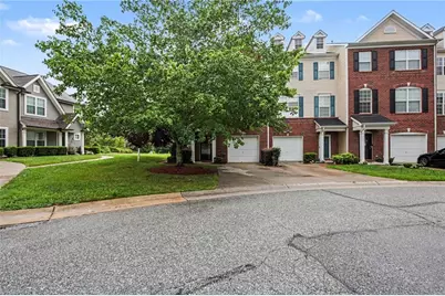 3813 Tarrant Trace Circle, High Point, NC 27265 - Photo 3