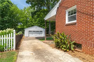 938 Madison Ave, Winston-Salem, NC 27103 - Photo 3