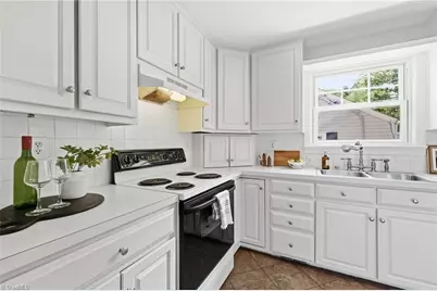 938 Madison Avenue, Winston-Salem, NC 27103 - Photo 7