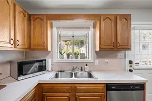 108 Larkspur Ln, Thomasville, NC 27360 - Photo 11