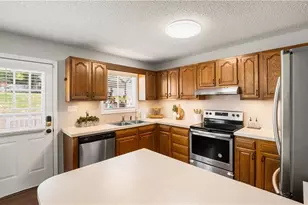 110 Larkspur Ln, Thomasville, NC 27360 - Photo 13