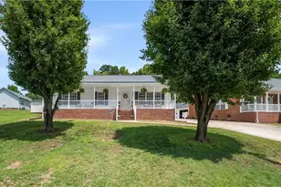 110 Larkspur Ln, Thomasville, NC 27360 - Photo 39