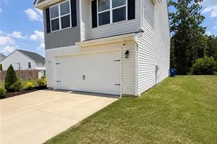128 Steamboat Ln, Burlington, NC 27217 - Photo 3