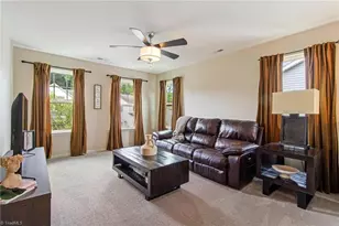 404 Mockingbird Ln, Mebane, NC 27302 - Photo 25