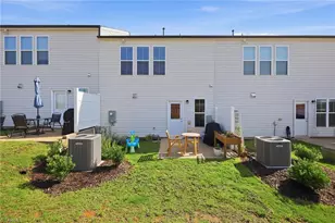 3703 Feltham Ln, Jamestown, NC 27282 - Photo 21