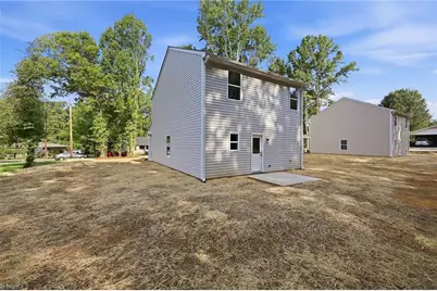 120 Maplewood Avenue, Thomasville, NC 27360 - Photo 29