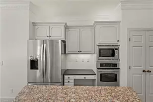 4105 Brambletye Dr, Greensboro, NC 27407 - Photo 23