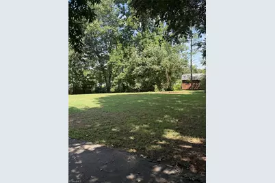 122 Redwood Bend, King, NC 27021 - Photo 5