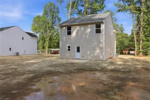 122 Maplewood Ave, Thomasville, NC 27360 - Photo 31