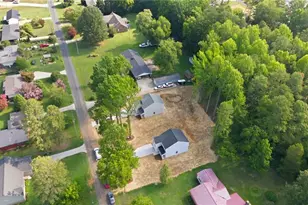 122 Maplewood Ave, Thomasville, NC 27360 - Photo 35