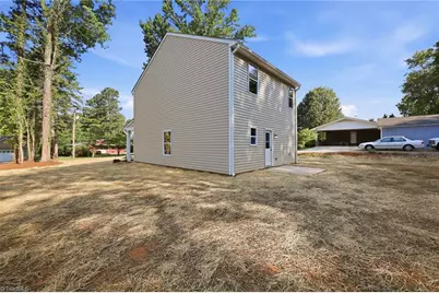 122 Maplewood Avenue, Thomasville, NC 27360 - Photo 29