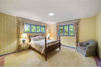 1090 Yorkshire Road, Winston-Salem, NC 27106 - Photo 21
