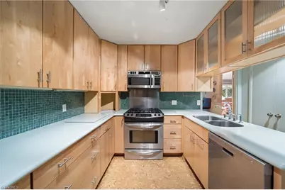 1090 Yorkshire Road, Winston-Salem, NC 27106 - Photo 11