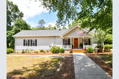 681 Sanford Avenue, Mocksville, NC 27028 - Photo 3