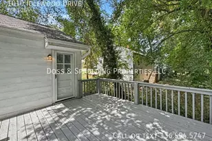 1010 Idlewood Dr, Greensboro, NC 27408 - Photo 15