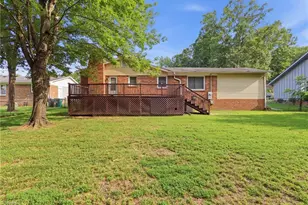 1609 7 Oaks Pl, High Point, NC 27265 - Photo 27