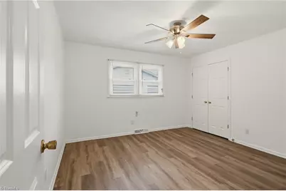 1609 Seven Oaks Place, High Point, NC 27265 - Photo 19