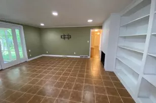 106 Hawkins Dr, Greensboro, NC 27410 - Photo 11