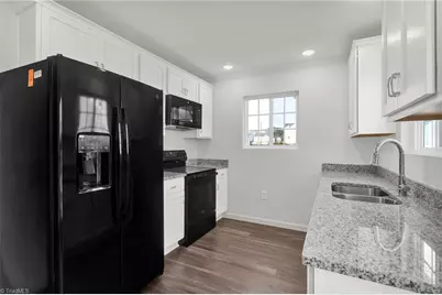 3633 Foxton Drive, Winston-Salem, NC 27105 - Photo 9