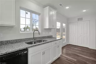 3633 Foxton Dr, Winston-Salem, NC 27105 - Photo 7