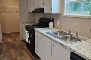116 Brookfield Dr, Mount Airy, NC 27030 - Photo 5