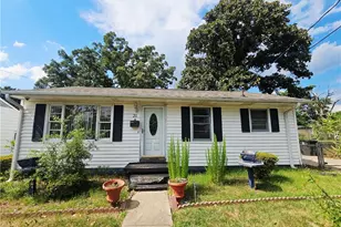 31 25th St, Winston-Salem, NC 27105 - Photo 1
